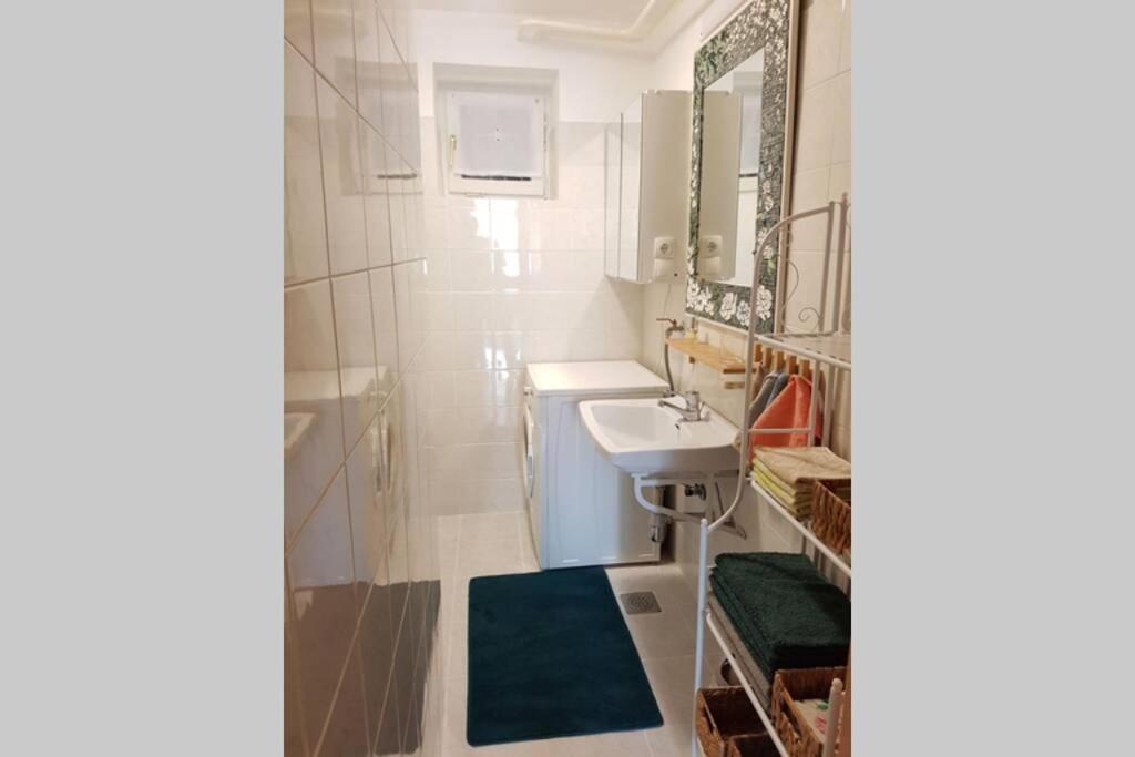 Welcome To Enjoy ! Apartment